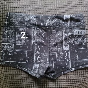 Fleo/DNDL Black Bandana - M